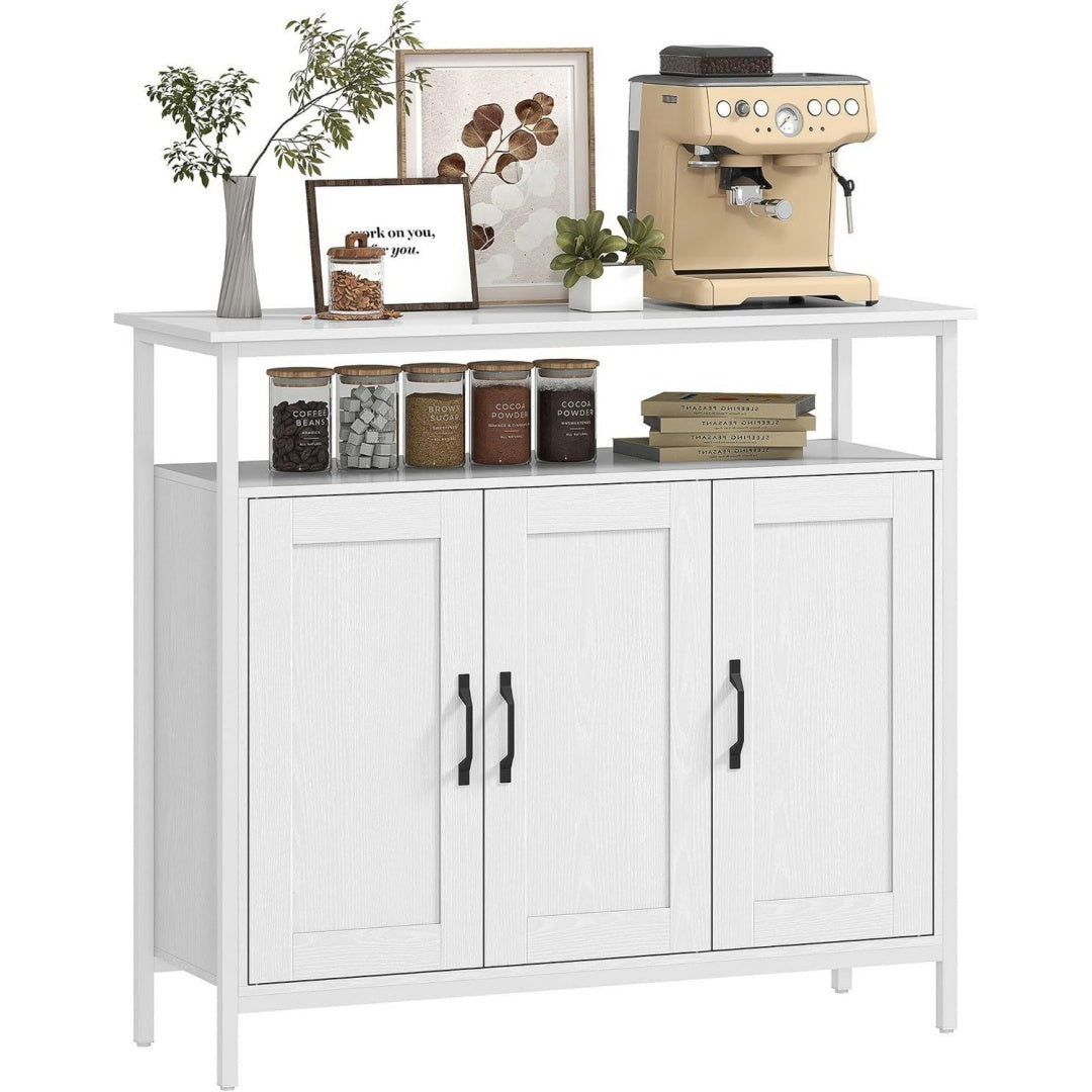 Sideboard mit verstellbaren Ablagen, offenen Ablagen und Holzoptik